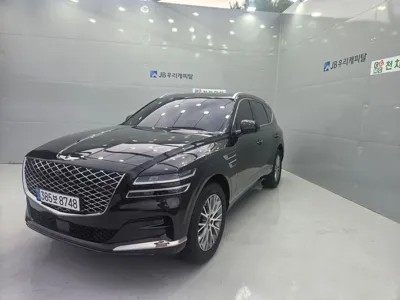 Genesis GV80 2023, 24662 км, за 28849.94 USD