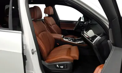 BMW X7 2025, 5630 км, за 102730.74 USD - фото 11