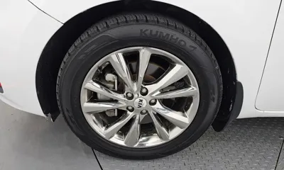 Kia Canival 2019, 94391 км, за 10097.73 USD