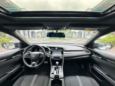 Honda Civic 2021, 28000 км, за 9240.55 USD - фото 6