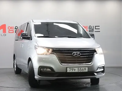 Hyundai Starex 2018, 105204 км, за 12340.82 USD
