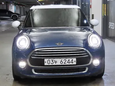 MINI Cooper 2016, 114287 км, за 4558.97 USD