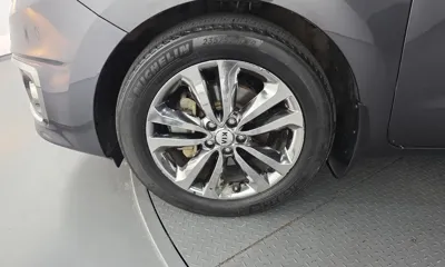 Kia Canival 2018, 152426 км, за 5835.63 USD