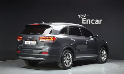 Kia Sorento 2017, 38245 км, за 11430.46 USD