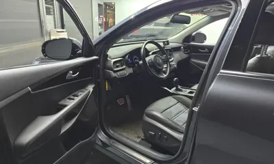 Kia Sorento 2017, 38245 км, за 11430.46 USD - фото 10