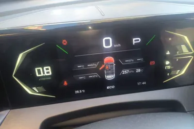 GAC Trumpchi GS3 2025, 7000 км, за 9318 USD - фото 11