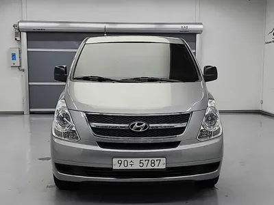 Hyundai Starex 2011, 138700 км, за 3317.72 USD
