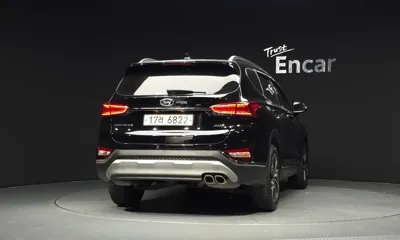 Hyundai Santafe 2019, 120123 км, за 11052.57 USD