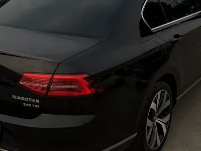 Volkswagen Magotan 2018, 110800 км, за 11610.59 USD - фото 19