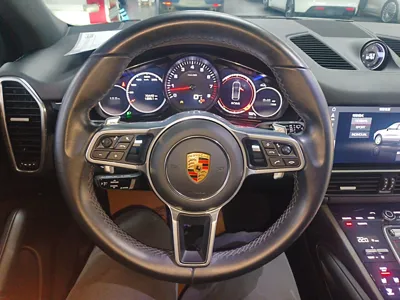 Porsche Cayenne 2019, 70400 км, за 65989 USD - фото 12