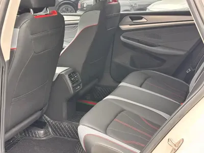 Volkswagen Lamando 2023, 46000 км, за 17677.59 USD - фото 8