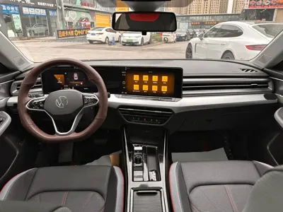 Volkswagen Lamando 2023, 46000 км, за 17677.59 USD - фото 12