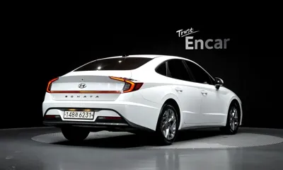 Hyundai Sonata 2020, 106710 км, за 9967.43 USD