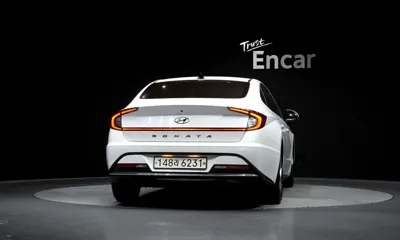 Hyundai Sonata 2020, 106710 км, за 9967.43 USD