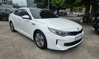 Kia K5 2017, 128982 км, за 7798.35 USD