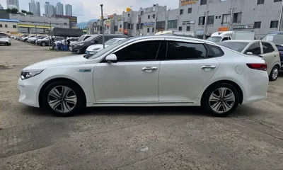 Kia K5 2017, 128982 км, за 7798.35 USD - фото 9