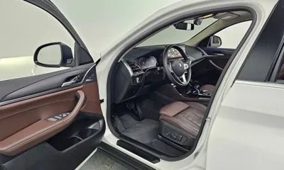BMW X4 2025, 8768 км, за 43277.17 USD - фото 11