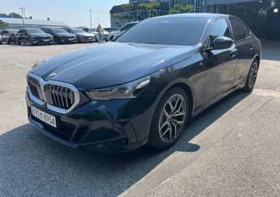 BMW 5-Series 2024, 90330 км, за 5790.59 USD