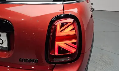 MINI Cooper 2020, 24606 км, за 13778.39 USD - фото 24
