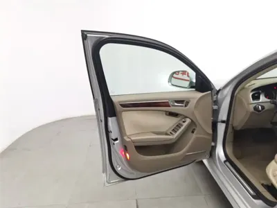 Audi A4L 2012, 112500 км, за 4116.9 USD - фото 8