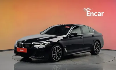 BMW 5-Series · 2023 год