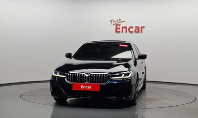 BMW 5-Series 2023, 46415 км, за 31811.11 USD