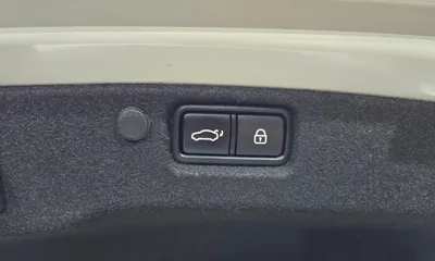 Kia K7 2020, 96700 км, за 12275.17 USD - фото 20