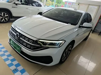 Volkswagen Sagitar · 2023 год