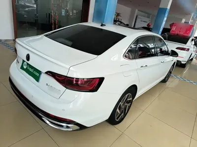 Volkswagen Sagitar 2023, 49800 км, за 12111.56 USD - фото 7