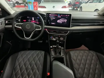 Volkswagen Sagitar 2023, 49800 км, за 12111.56 USD - фото 10