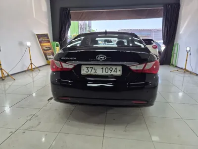 Hyundai Sonata 2014, 145596 км, за 2523.78 USD