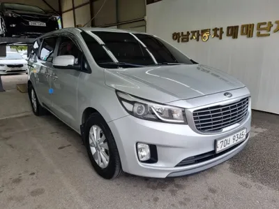Kia Canival · 2015 год
