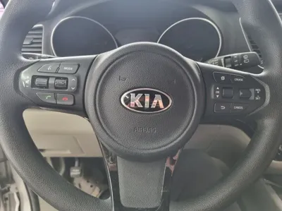 Kia Canival 2015, 176126 км, за 4429.97 USD - фото 12