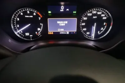 Cadillac XT4 2022, 23900 км, за 20000 USD - фото 12