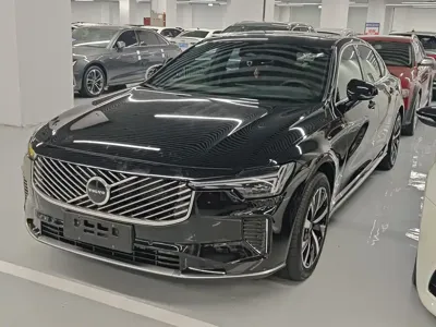 Volvo S90 · 2026 год