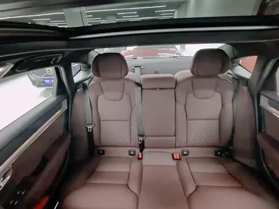 Volvo S90 2026, 4000 км, за 21818.23 USD - фото 7