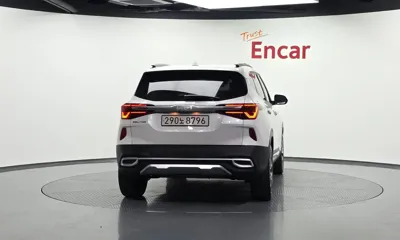 Kia Seltos 2023, 100196 км, за 10036.76 USD