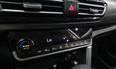 Kia Seltos 2023, 100196 км, за 10036.76 USD - фото 32