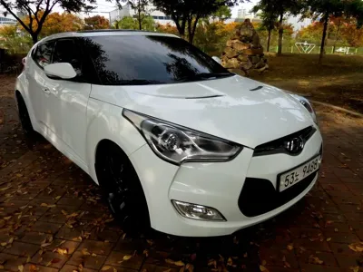 Hyundai Veloster 2012, 100794 км, за 2840.88 USD - фото 4