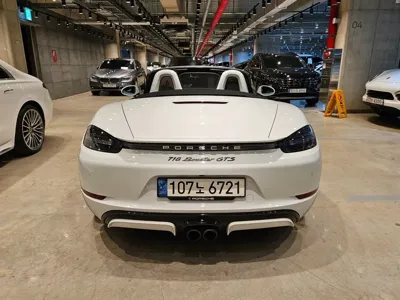Porsche 718