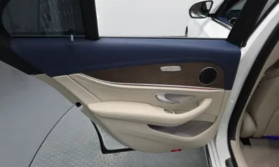 Mercedes-Benz E-Class 2019, 109731 км, за 16612.39 USD - фото 25