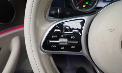 Mercedes-Benz E-Class 2019, 109731 км, за 16612.39 USD - фото 30