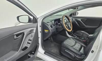 Hyundai Avante 2014, 167871 км, за 3741.63 USD - фото 10