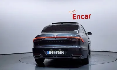Hyundai Grandeur 2022, 53581 км, за 15419.46 USD
