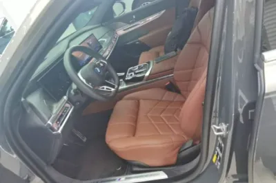 BMW i7 2023, 15800 км, за 76929 USD - фото 22