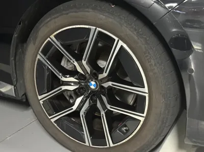 BMW i7 2023, 38000 км, за 74510.96 USD - фото 7