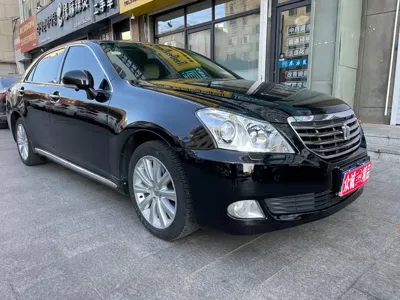 Toyota Crown 2011, 151000 км, за 11708.78 USD