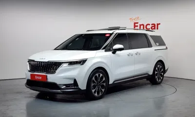 Kia Canival · 2023 год