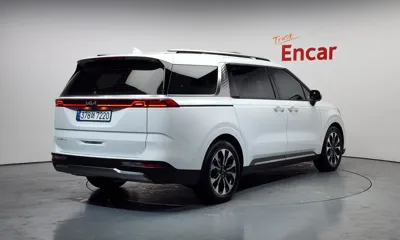 Kia Canival 2023, 44190 км, за 23455.56 USD