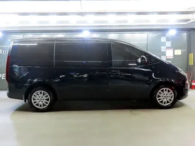 Hyundai Staria 2025, 26085 км, за 17649.4 USD
